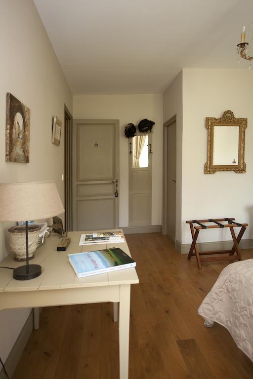 Maison D'Hotes De Charme Les Bruhasses 康顿 外观 照片